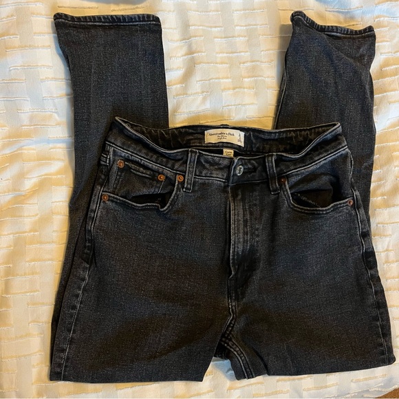 Abercrombie & Fitch Woman’s Dark Jeans Curve Love High Rise Skinny - 26 short - Picture 6 of 8